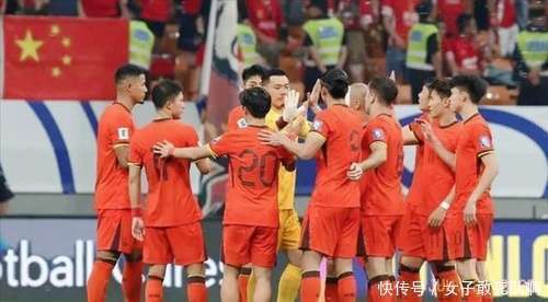 国足主力后腰因停赛提前离队备战京沪榜首大战的简单介绍