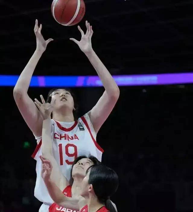 中国女篮vs韩国前瞻：张子宇有望降维打击剑指大胜巩固小组第一的简单介绍
